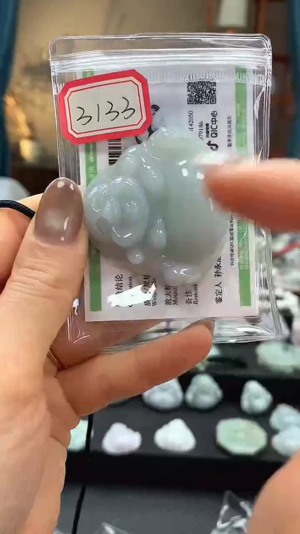 颈饰未镶嵌翡翠佛公3133