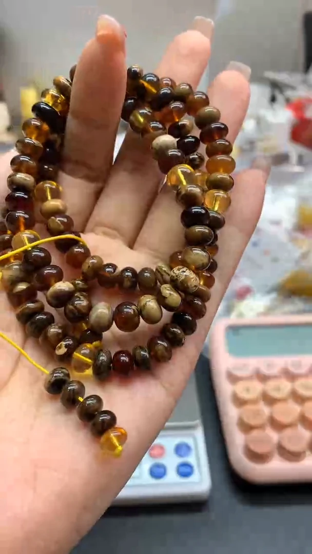 未镶嵌琥珀珠宝奇石2255