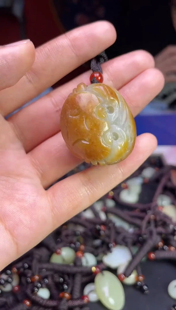 未镶嵌和田玉挂件1