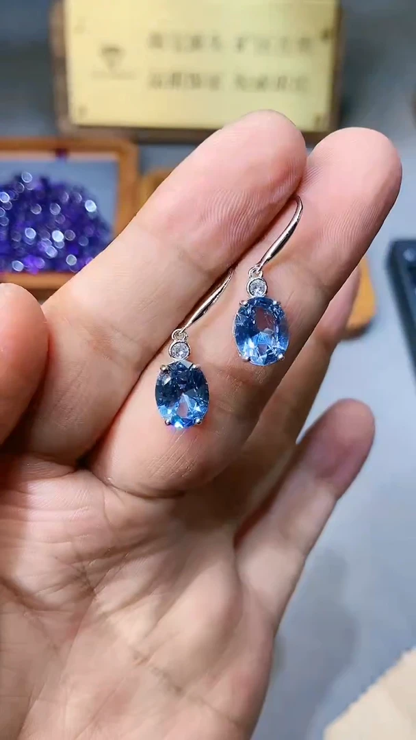 【闪购商品】海蓝宝石耳坠银S925镶嵌1654