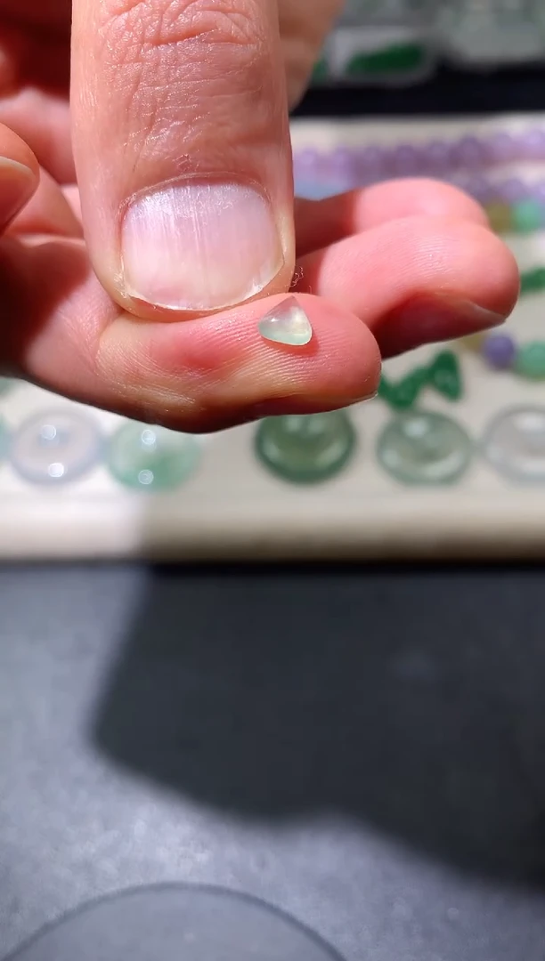 未镶嵌定制翡翠翡翠