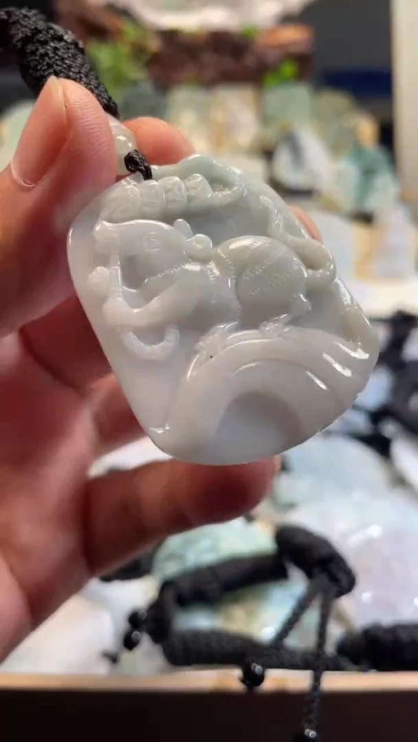 颈饰未镶嵌翡翠11/10/019