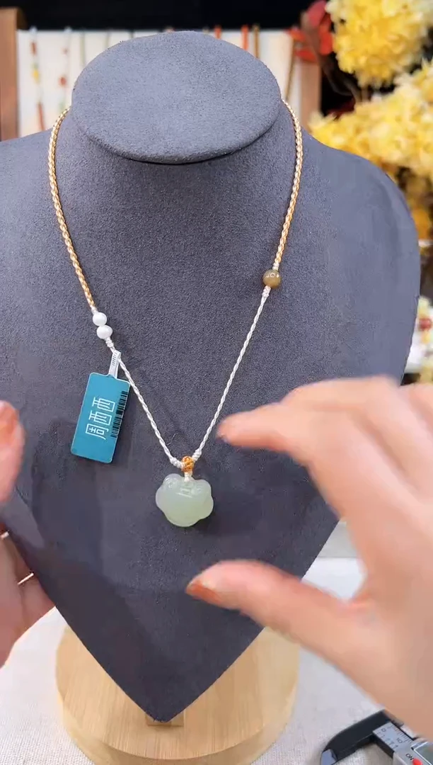 【闪购商品】和田玉手饰未镶嵌@@I062D015902