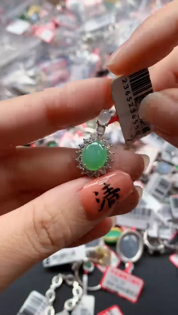 银S925镶嵌戒指翡翠天然A货缅甸翡翠