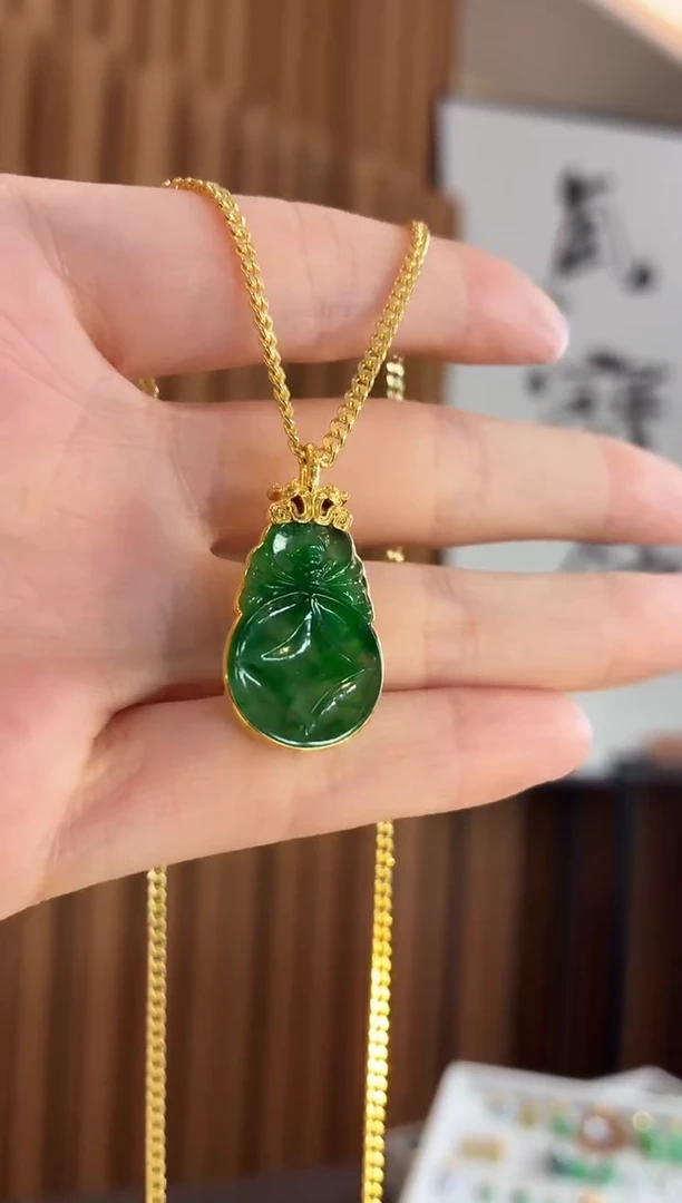 吊坠(不含链)18K金镶嵌翡翠吊坠