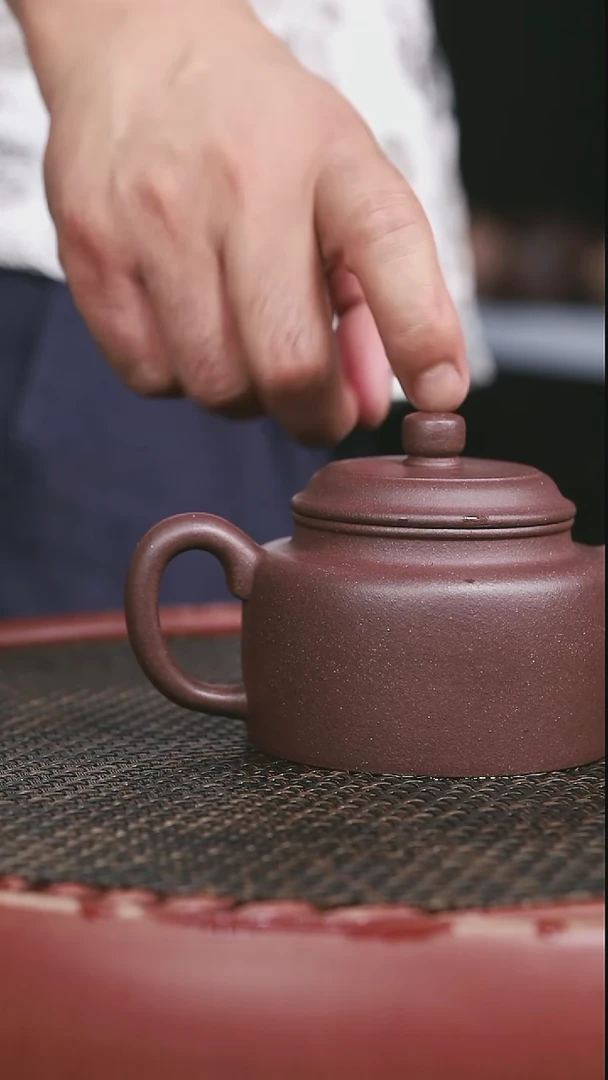 20号高砂老紫泥德中260CC微微暇