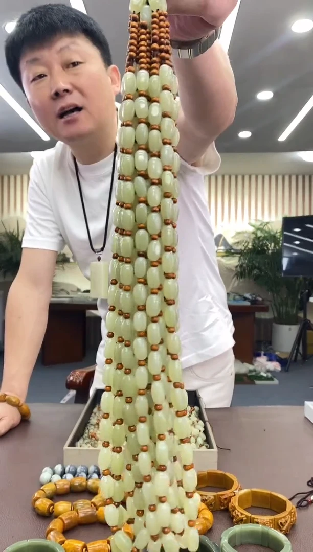 和田玉项链未镶嵌多样式发货随机发一