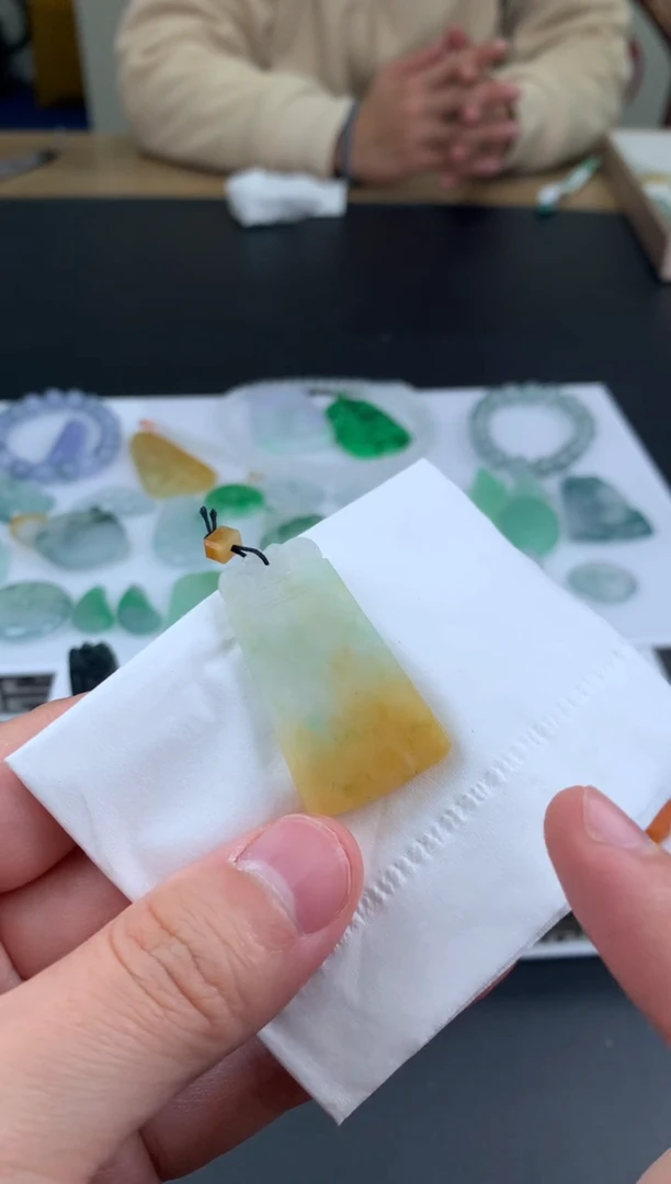 【闪购商品】定制翡翠未镶嵌翡翠