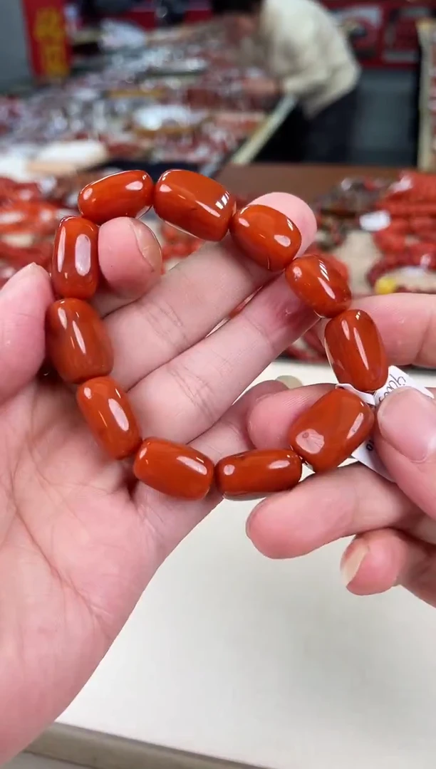 未镶嵌瓦西随型手串南红玛瑙（多样式发其一）