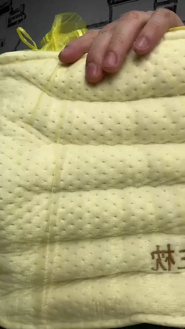 裸石琥珀未镶嵌微瑕建议勿拍