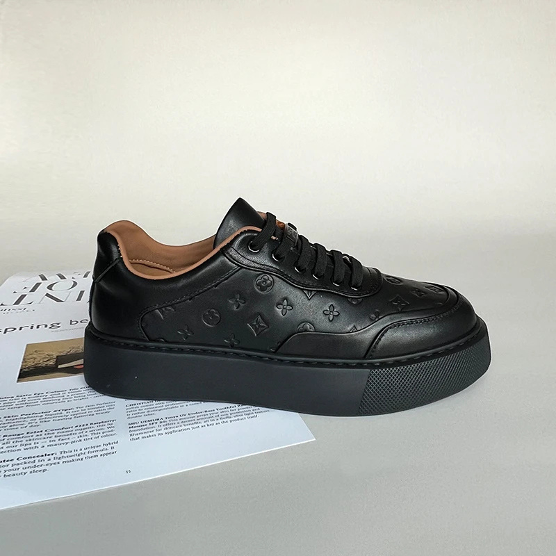 25702【清仓断码】头层牛皮板鞋真皮休闲男鞋厚底