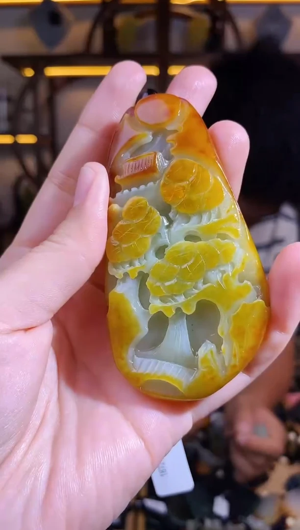 和田玉未镶嵌颈饰1