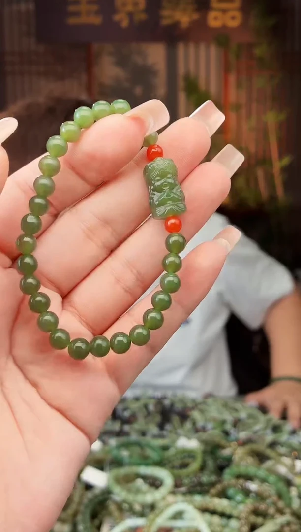 和田玉未镶嵌颈饰拍一发一