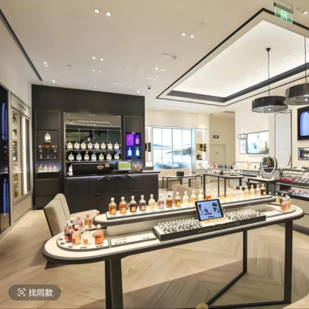 热门八件套。无界。粉邂逅。无人区。反转。黑鸦。真我。甜心。自由之水