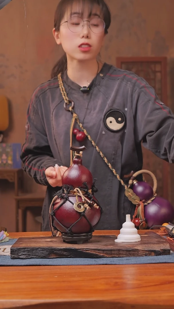 1262号链接精品大漆葫芦现货现发[一物一拍]（600-700ml）