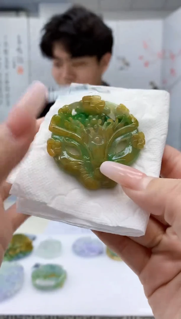 【闪购商品】定制翡翠未镶嵌5145lr-毛货挂件送珠链