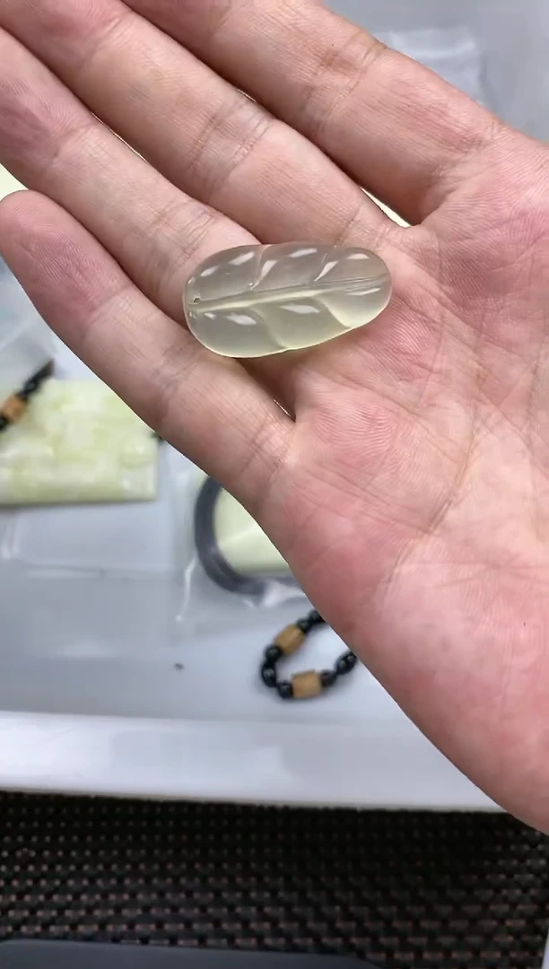 岫玉未镶嵌其它多样性发货一个