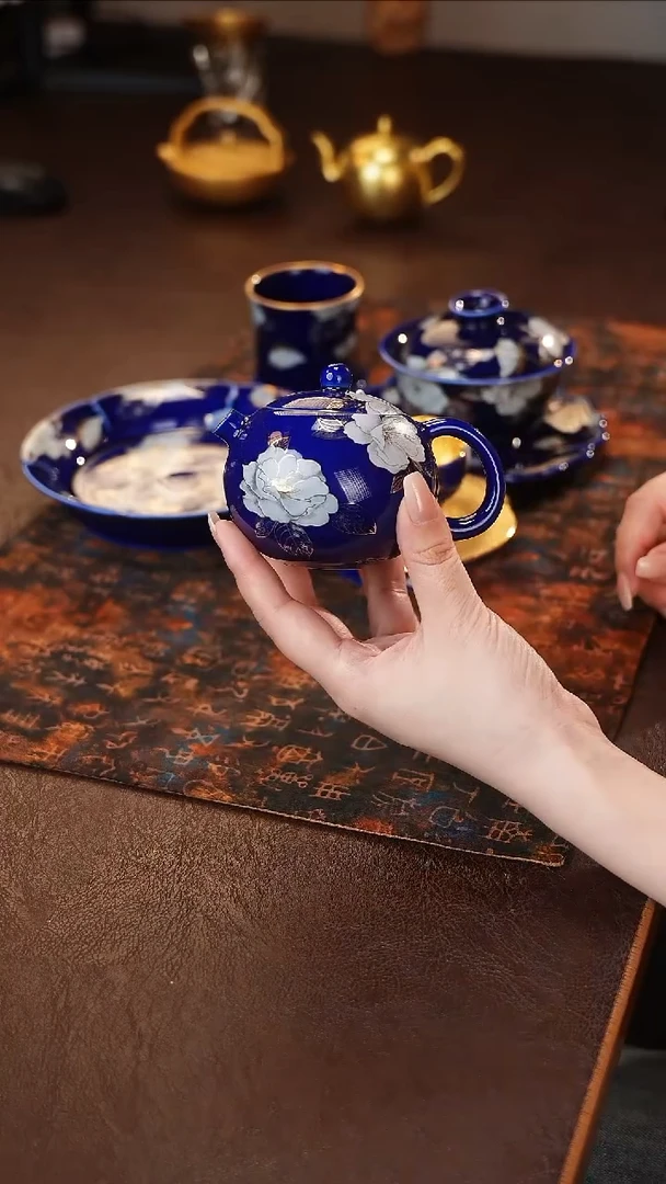 茶杯紫砂【宜景窑蓝宝王子鎏金系列】西施
