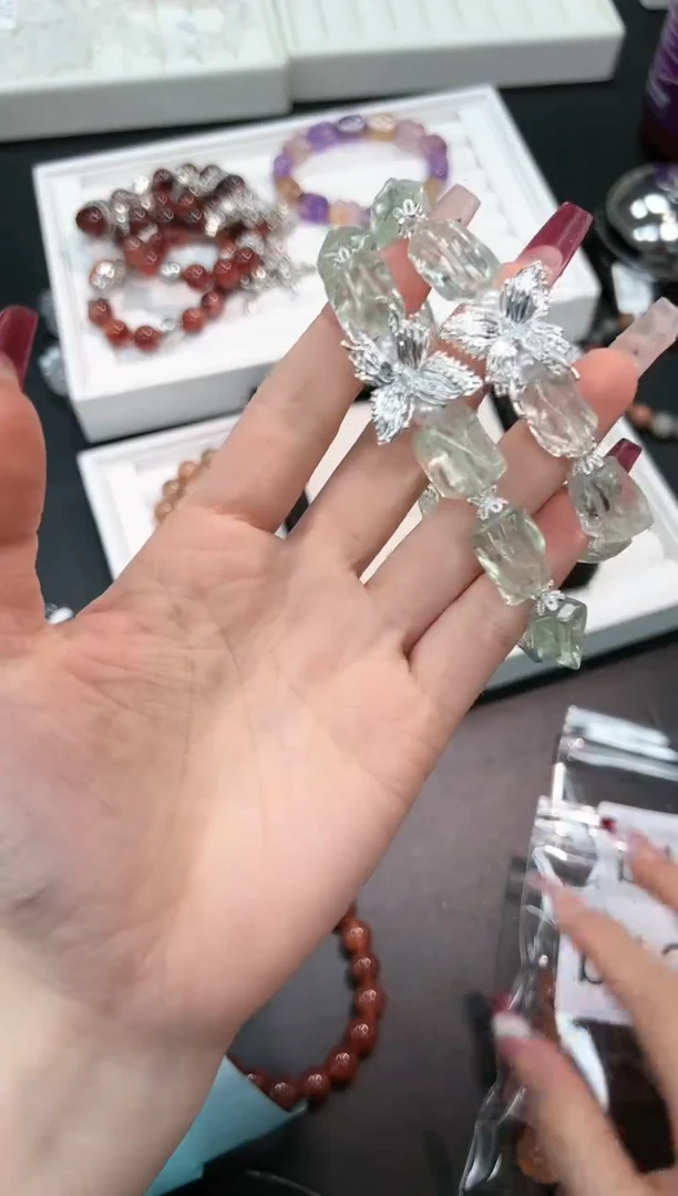 【闪购商品】水晶手串未镶嵌14b多样性发其一/1条默认微瑕