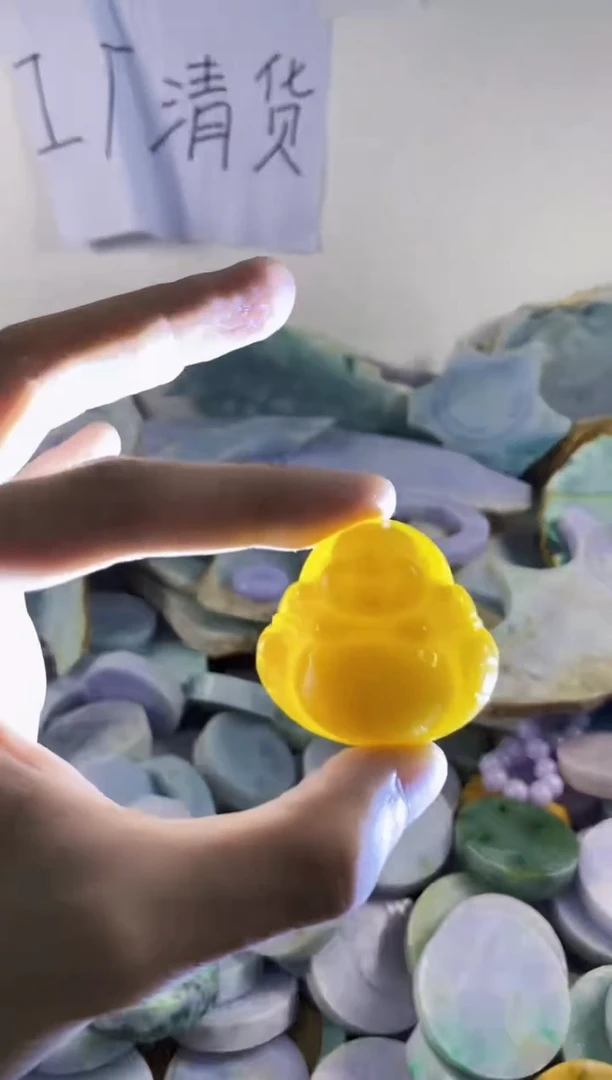 翡翠裸石纯天然A货翡翠150