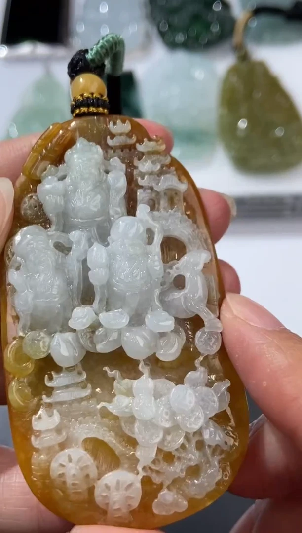 未镶嵌挂件翡翠379582   多人