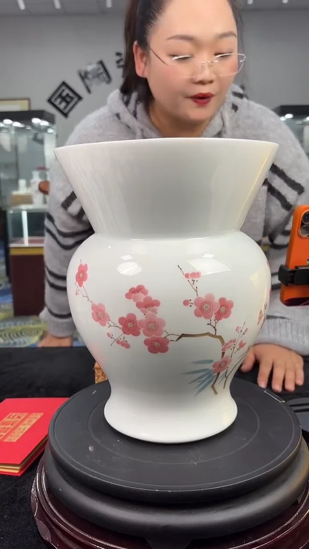 摆件瓷甄选-翠竹红梅大渣斗