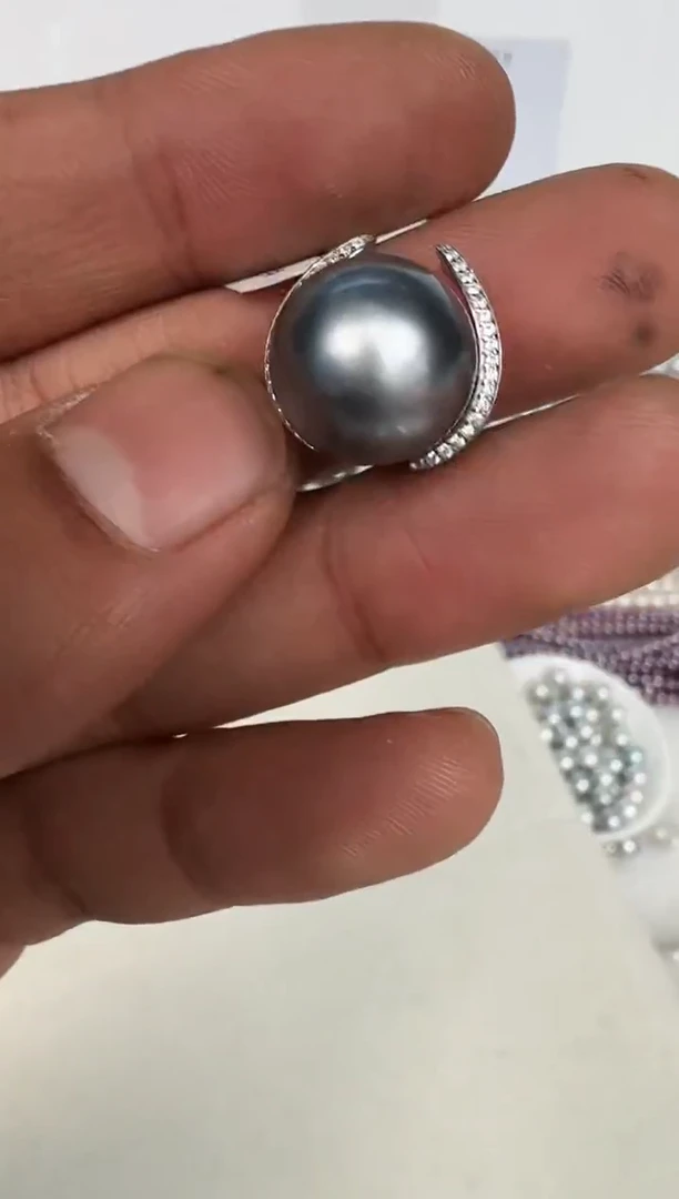 颈饰银S925镶嵌海水珍珠吊坠