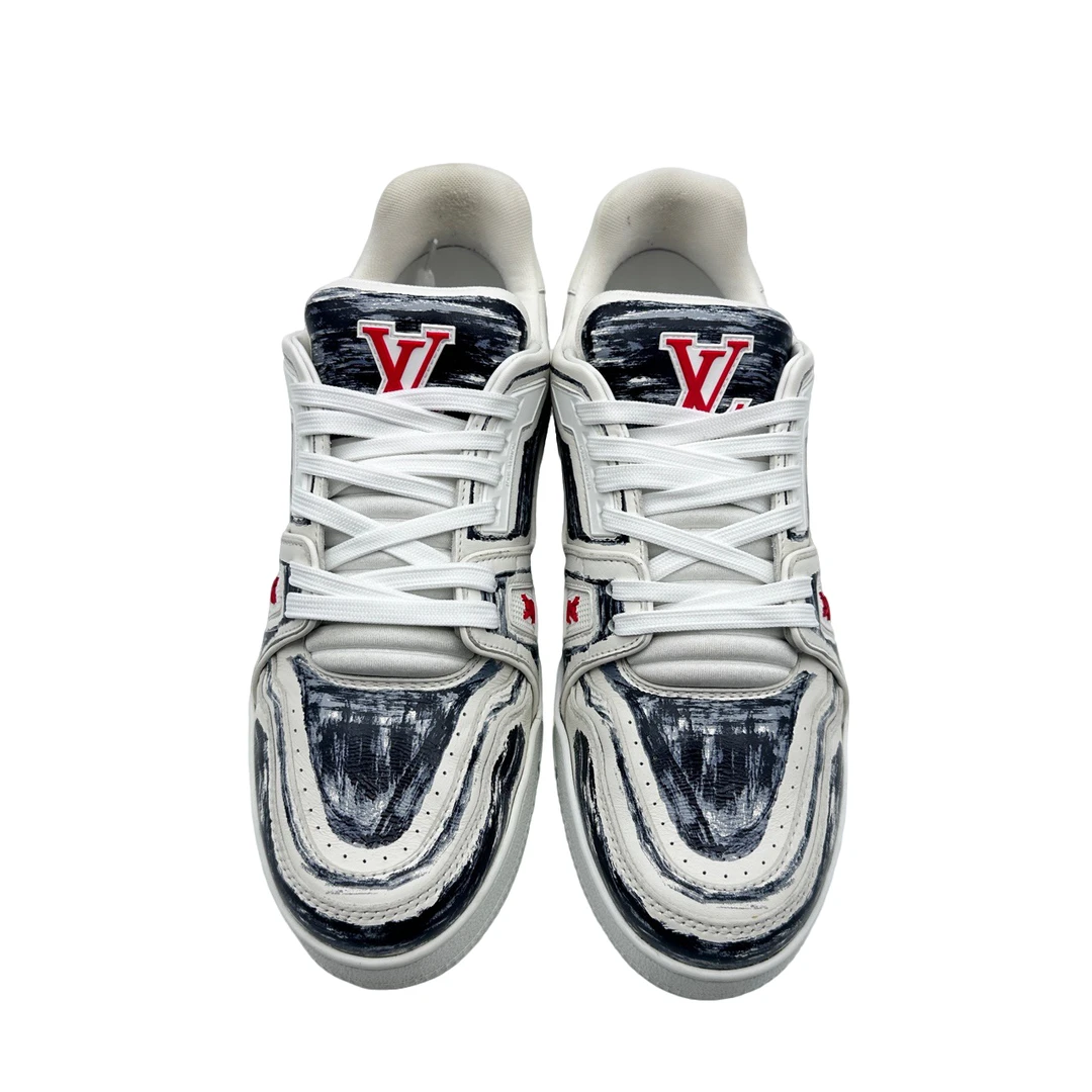 95新 LouisVuitton/路易威登 8码42码 LOGO trainer 96新