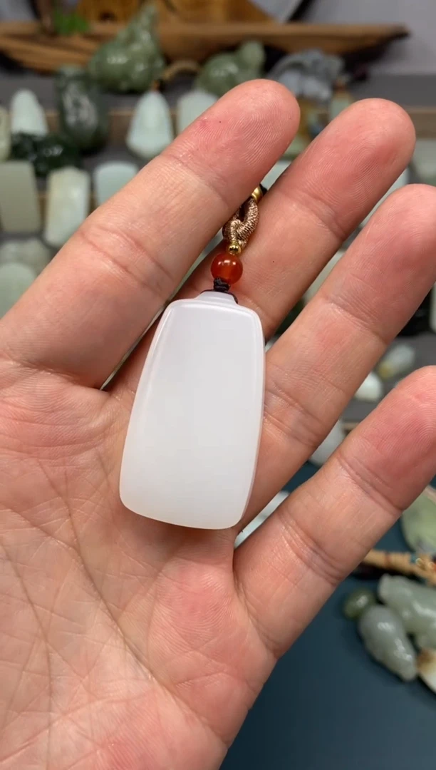 【闪购商品】和田玉颈饰未镶嵌平安牌