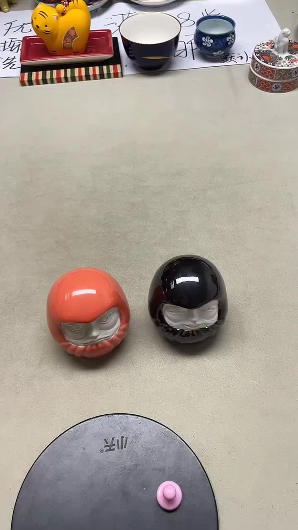 瓷片一对达摩蛋+++