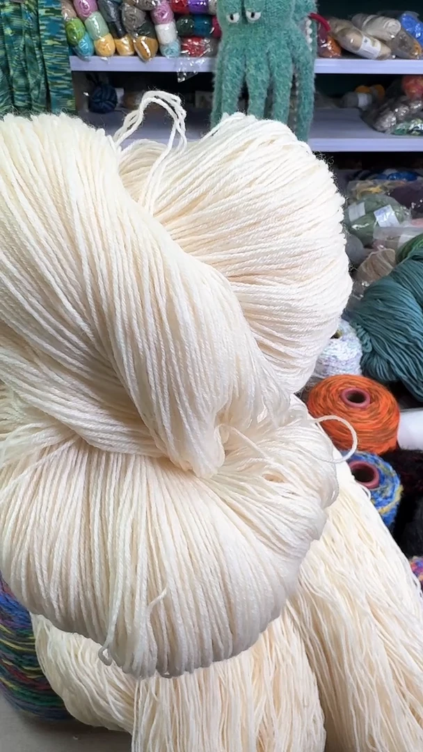 羊毛纯羊毛白色0.55斤4份