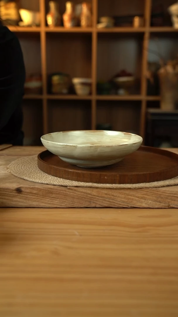 754刷纹系列的8英寸葫芦盘1个