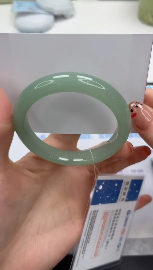 未镶嵌手镯石英质玉V266-54