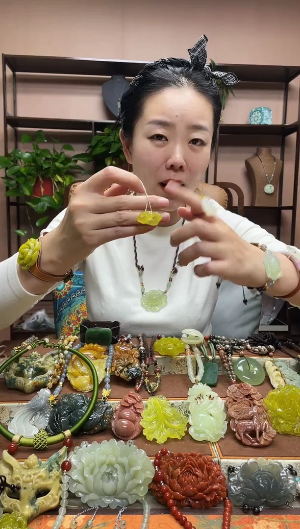 银S925镶嵌岫玉而是多样性发货发其中之一