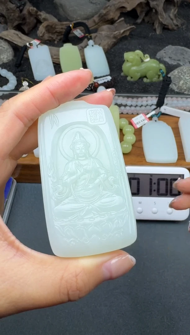 颈饰未镶嵌和田玉3