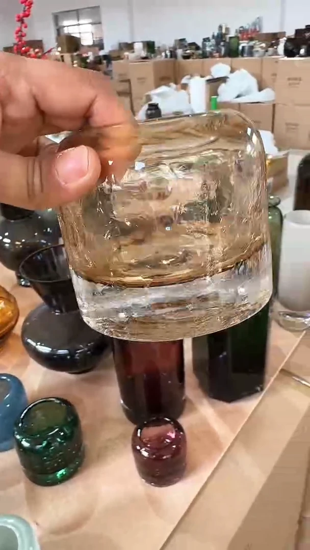 【闪购商品】玻璃茶色冰裂烛台