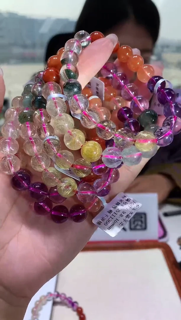 【闪购商品】水晶手链未镶嵌10mm左右多宝水晶手链多样性发其一