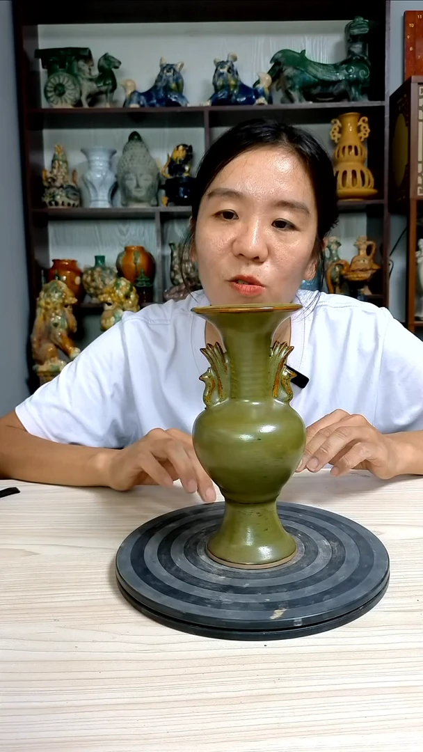 经典精美复古风格瓷器