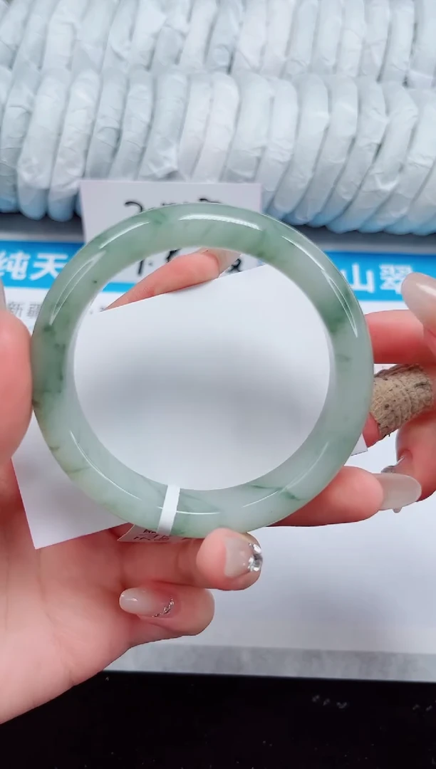 未镶嵌手镯石英质玉156-59/60