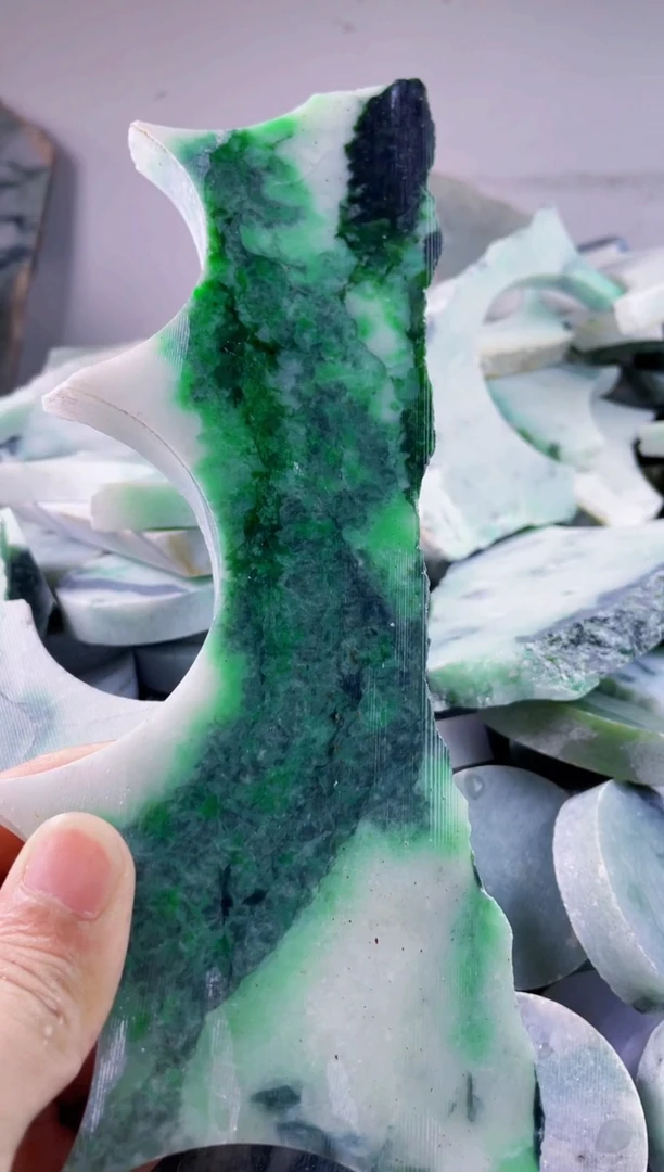 翡翠裸石天然A货翡翠