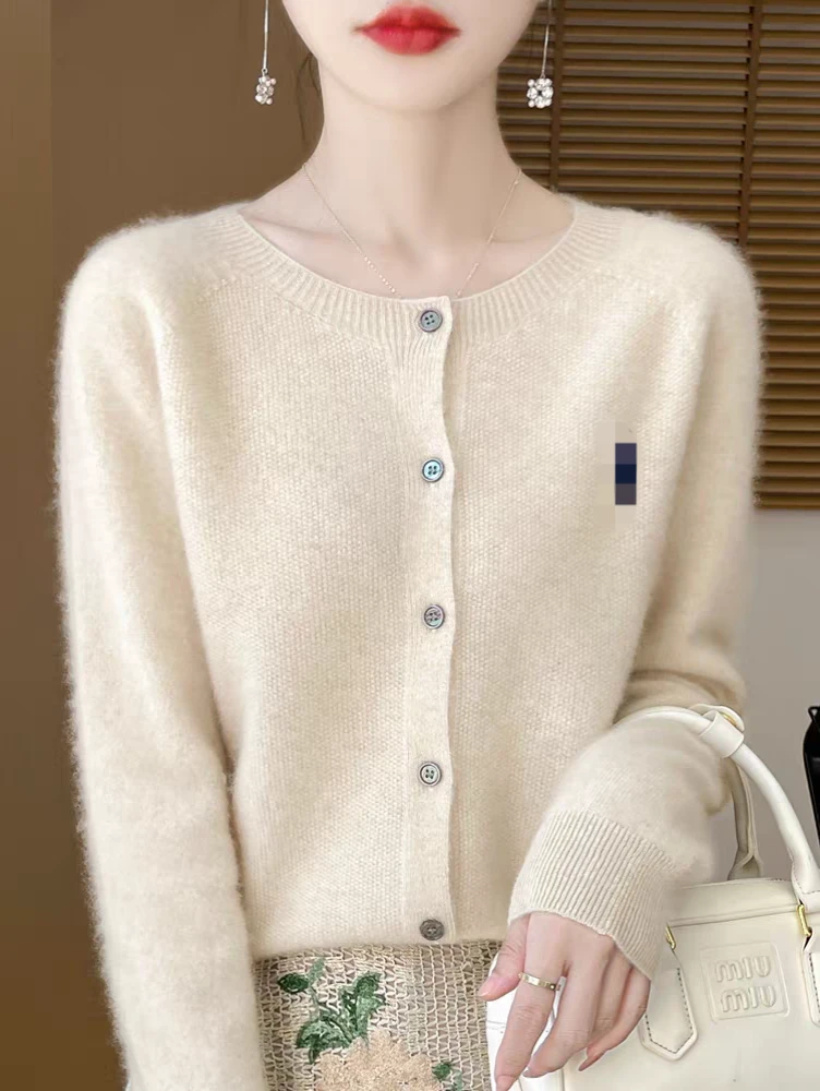 100羊毛一线无缝桂花针圆领开衫小马刺绣女士