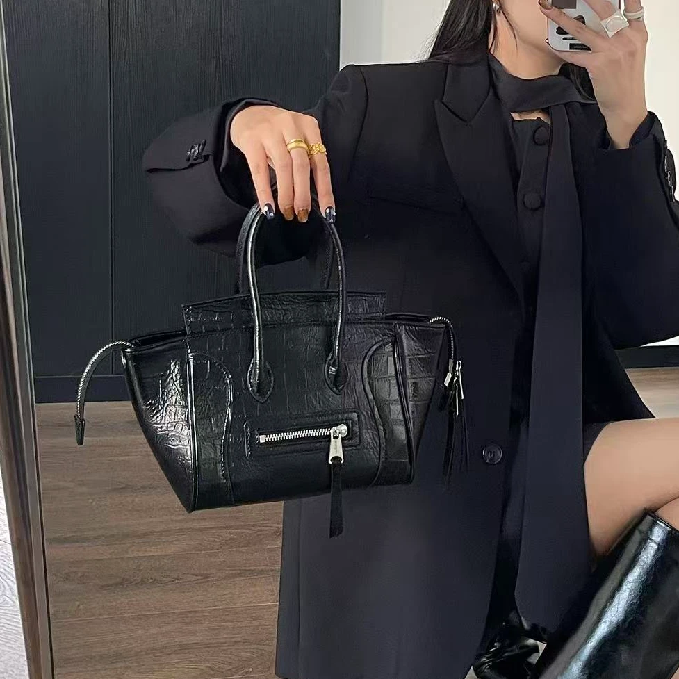 2025新款高级感鳄鱼纹牛皮百搭手提包女黑色休闲拉链小众女包