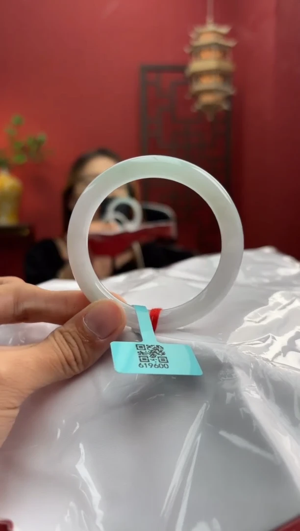 未镶嵌手镯翡翠翡翠手镯