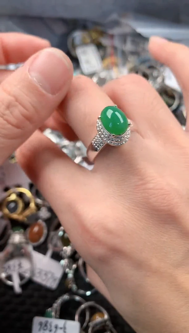 未镶嵌戒指翡翠555   410