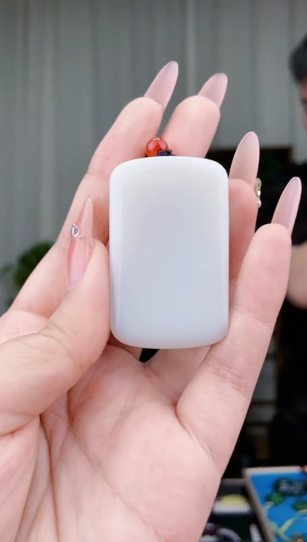 和田玉未镶嵌挂件拍一发一，多样性发货！