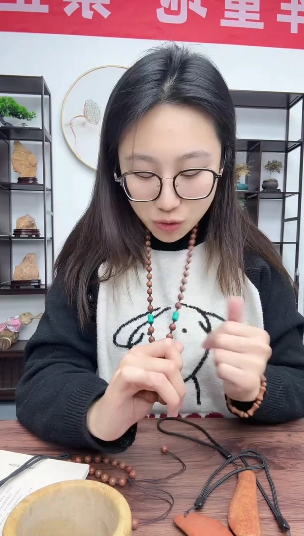 无非金属绿珠葫芦吊坠