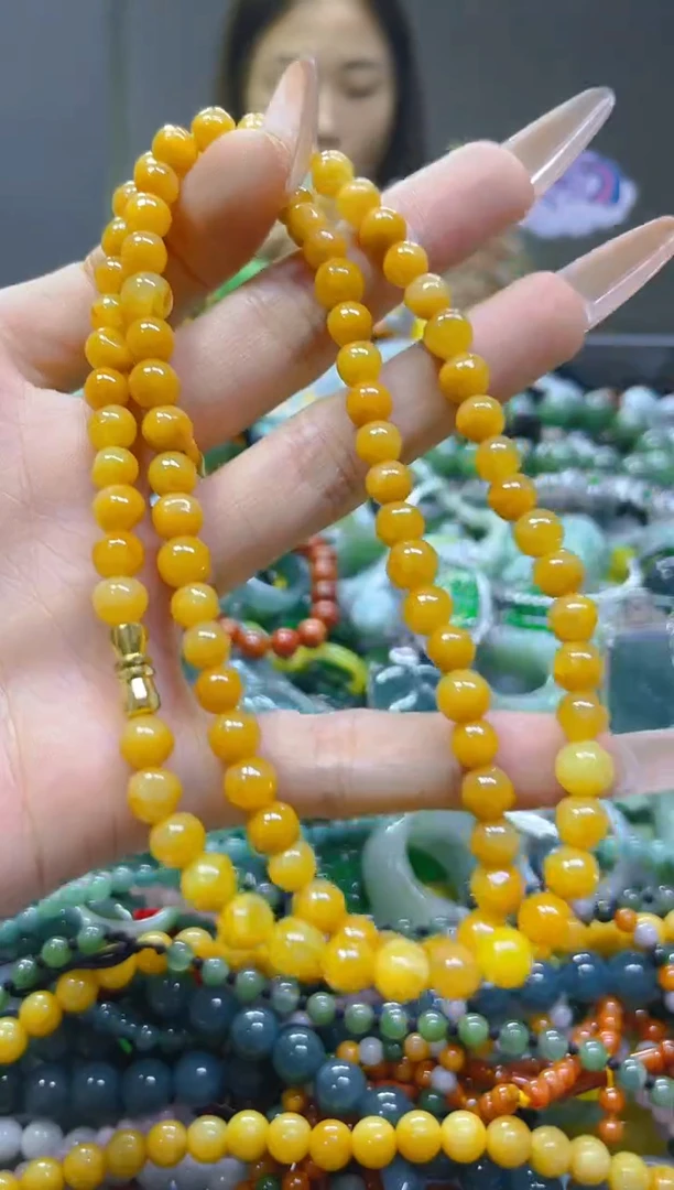 翡翠未镶嵌颈饰6MM/L/翡翠A货，一件也是批发价