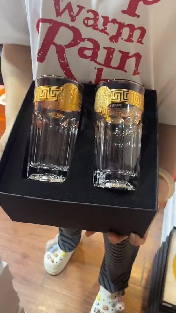 杯鸿辉家品牌瓷器，京东包邮！