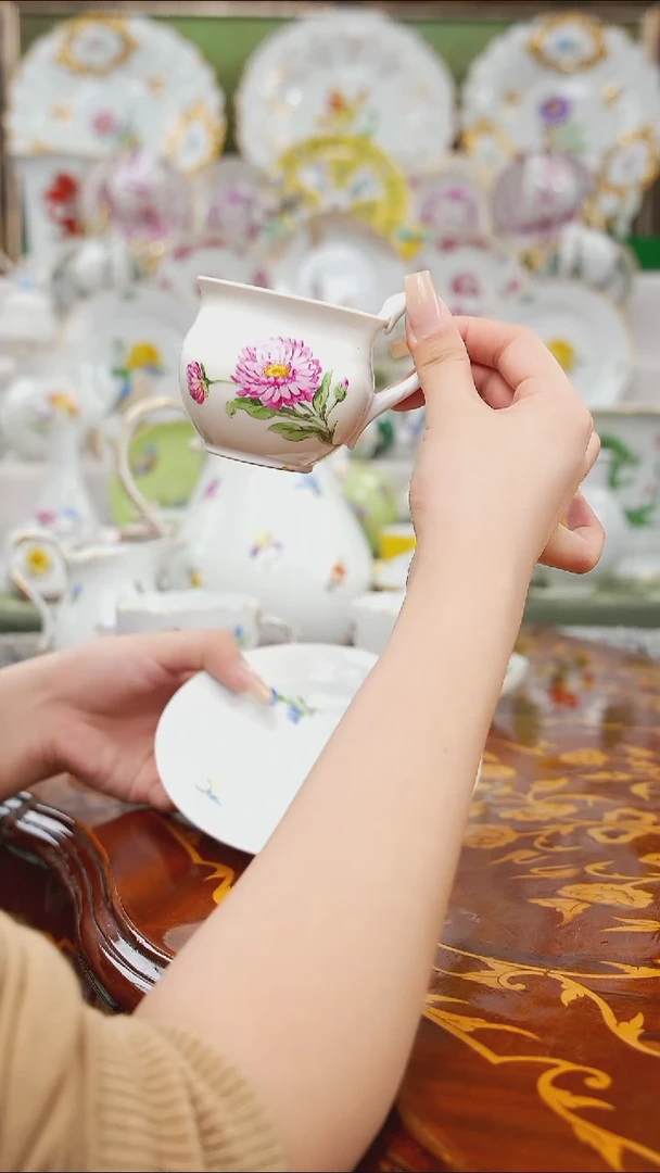 摆件米多家中古瓷器如图所示21