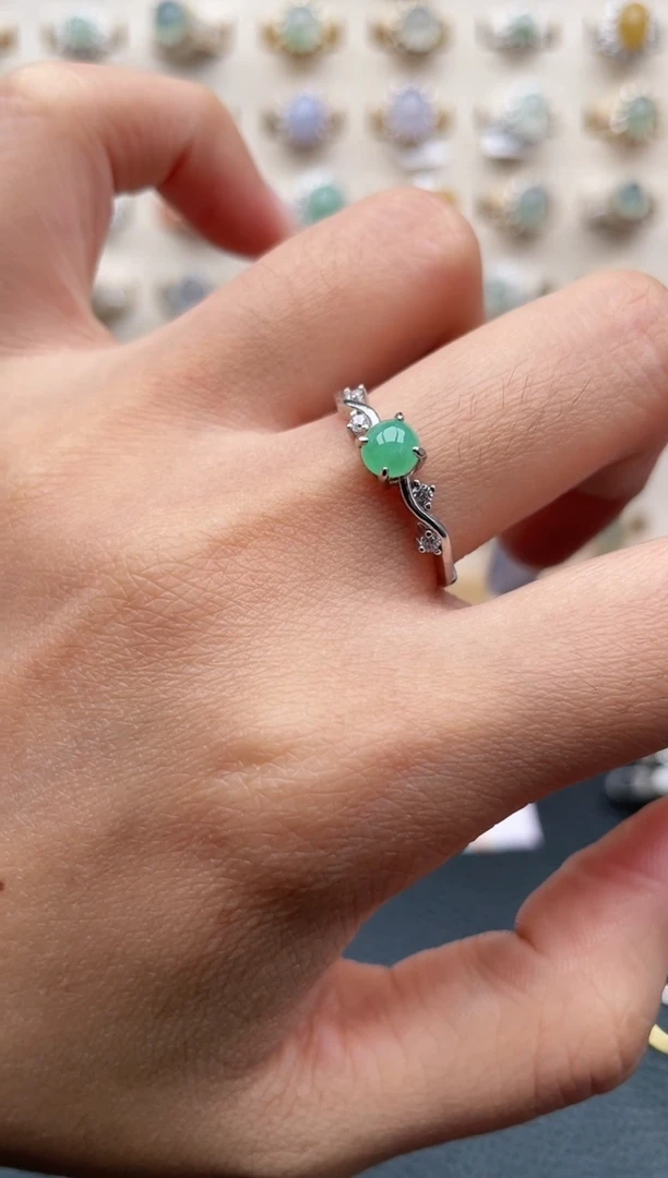翡翠戒指银S925镶嵌11111